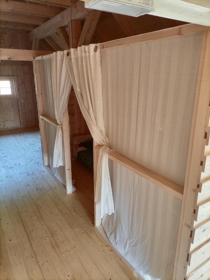 Kamp Beli Gaber Hotel Stari Trg pri Lozu Екстериор снимка